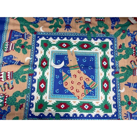 Vtg Wamcraft Bandana Southwestern Misprinted Wolf Off Center Cut 19 ¾” X 21” - Picture 3 of 5